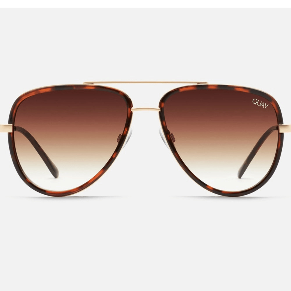 NEW! Quay Amber tortoise all in aviators.
